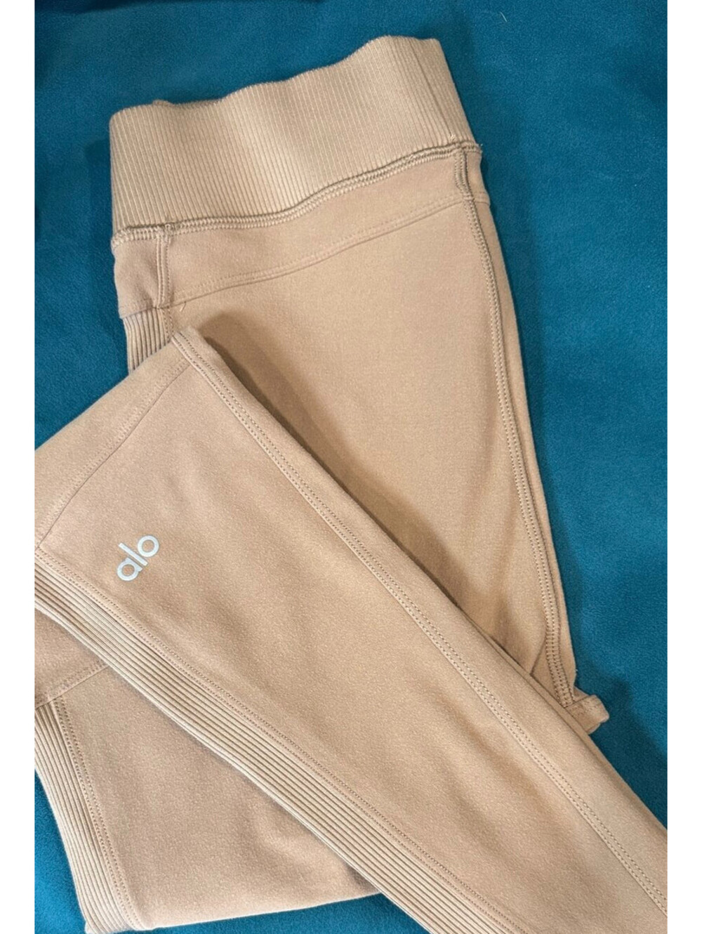 Alo Yoga High-Waist Moto Leggings S Tan Ribbed Panel Full Length High Rise